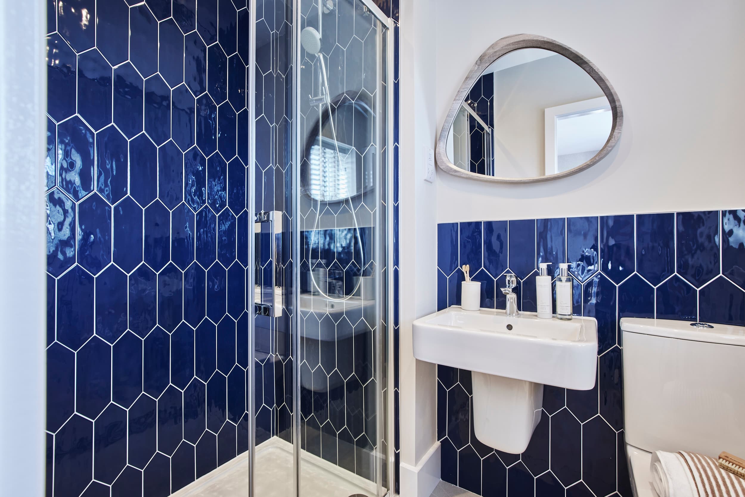 The en suite to the main bedroom in The Cooper at The Alders, Skipton